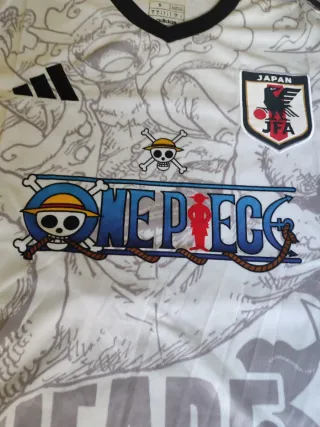 CAMISETA EXCLUSIVA ONE PIECE – LUFFY GEAR 5