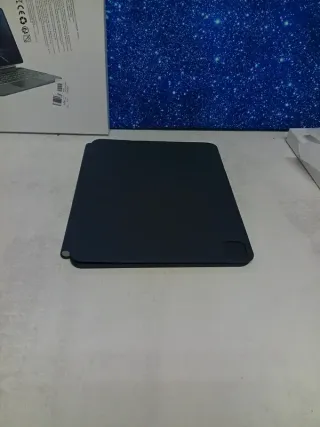 Teclado Jademall iPad Air 13 con Trackpad