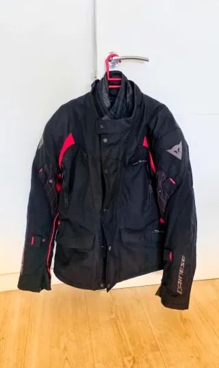 Chaqueta Moto Dainese Negra y Roja
