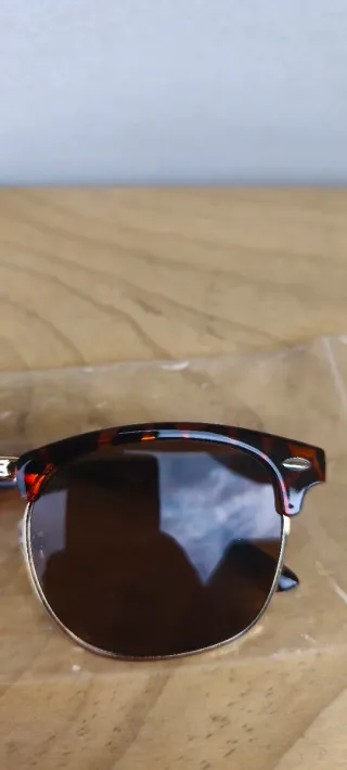 Occhiali da sole Unisex lenti marrone Nuovi