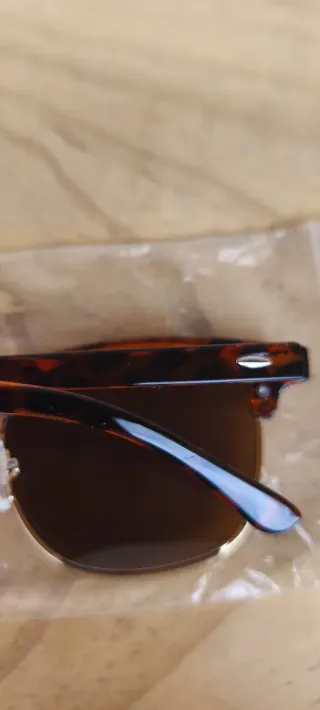 Occhiali da sole Unisex lenti marrone Nuovi
