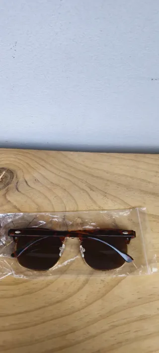 Occhiali da sole Unisex lenti marrone Nuovi