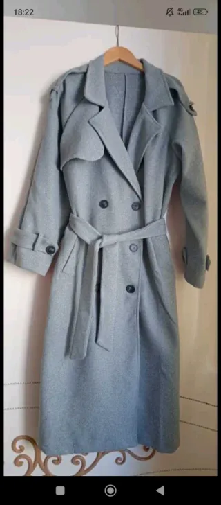 Abrigo largo gris