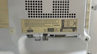 Televisión Panasonic 32” Blanca con SmartTV