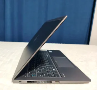 Portátil HP Plata y Negro