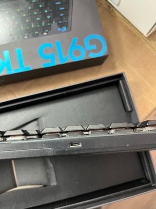 Teclado Gaming Logitech G915 TKL #030958