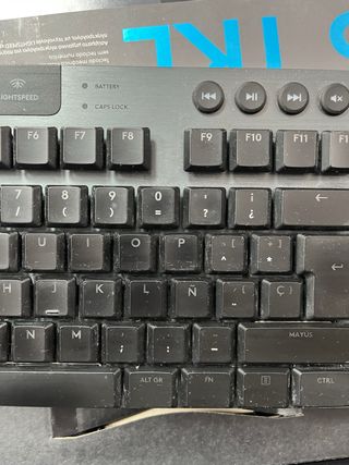 Teclado Gaming Logitech G915 TKL #030958