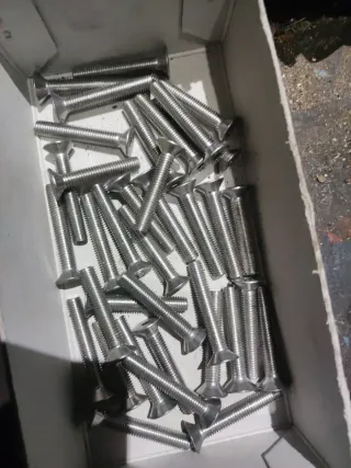 Se venden Tornillo Allen Inox DIN 912 M10x100