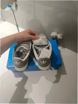 Adidas Campus 00s Gris Talla 38