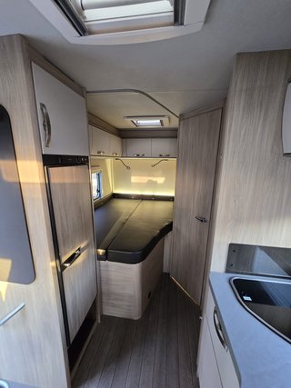FIAT Ducato weinsberg carasuite 650F PERFILADA 5P