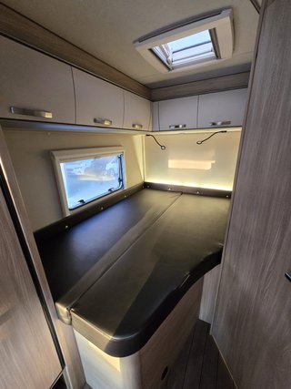 FIAT Ducato weinsberg carasuite 650F PERFILADA 5P