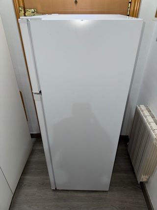 Nevera OK. Mediana Blanca
