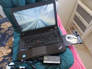 Portátil Lenovo ThinkPad E431 Intel Core i3