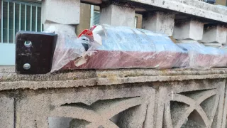 Gancho y soporte de remolque.