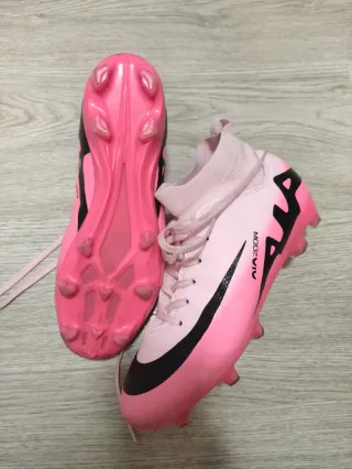 Botas de fútbol rosas mujer N°40