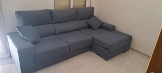 Sofá modular gris de tela