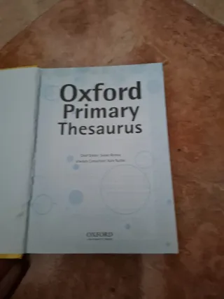 OXFORD PRIMARY THESAURUS 2007