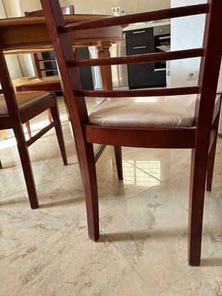 Mesa comedor ampliable con 4 sillas
