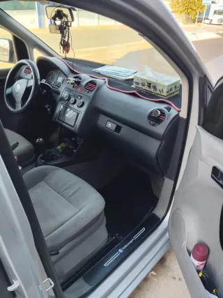 Volkswagen Caddy 2006