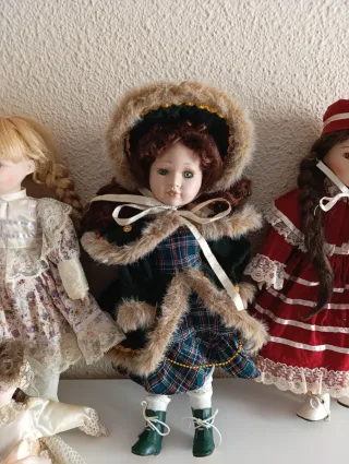 Lote 4 Muñecas Porcelana Vintage