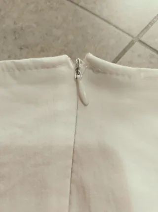 Gonna bianca con spacco