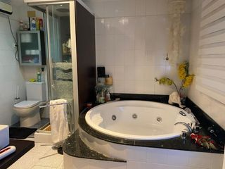 Jacuzzi Acrílico Blanco