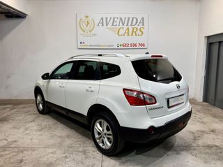 Nissan Qashqai+2 2011