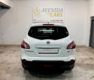 Nissan Qashqai+2 2011