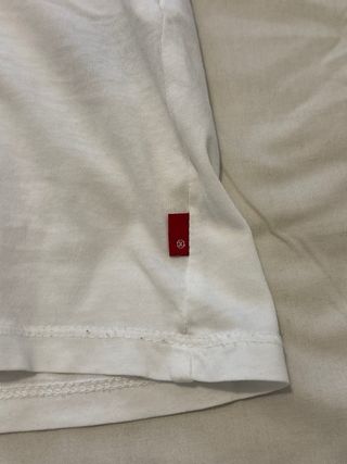 Camiseta Levi's Blanca Logo Rojo