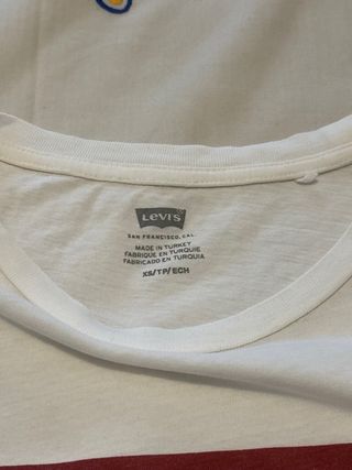 Camiseta Levi's Blanca Logo Rojo