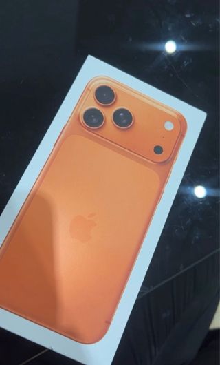 iPhone 17 Pro Max Naranja