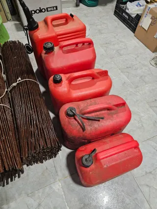 Garrafas de gasolina