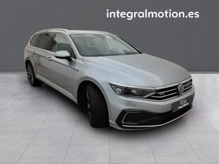 Volkswagen Passat Variant 1.4 TSI DSG6 GTE Business 5d
