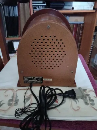 Radio Crown Madera Vintage