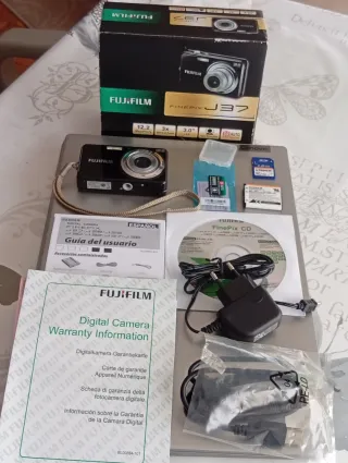Fujifilm Finepix J37 Negra