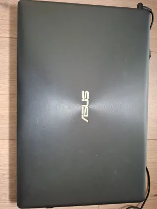 Ordenador portátil Asus