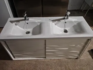 Mueble de baño doble seno 123 x 47 x 58