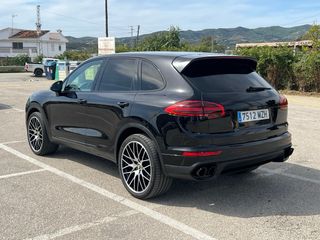 Porsche Cayenne 2015