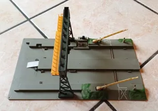 Lima 600025 semaforo passaggio livello da riparare