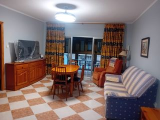 Alquilo apartamento en Santa Pola meses de verano
