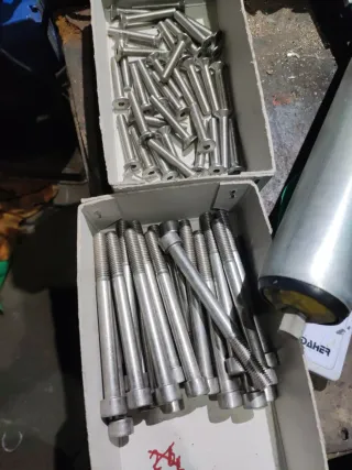 Tornillo Allen Inox DIN 912 M10 x 60