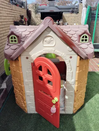 Caseta infantil exterior tipo cabaña