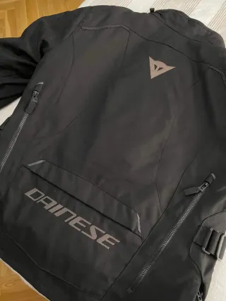 Chaqueta Dainese Moto Negra Adventure Touring