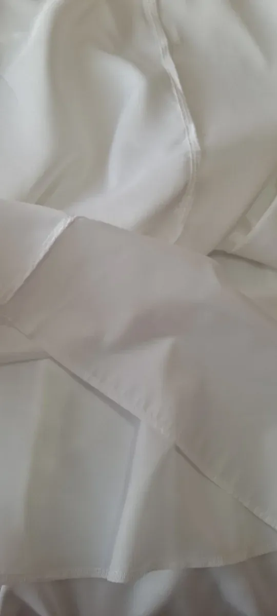 Vestido largo blanco con cierre corsé