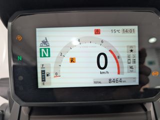 HONDA X ADV 750 (8.461 KMS)