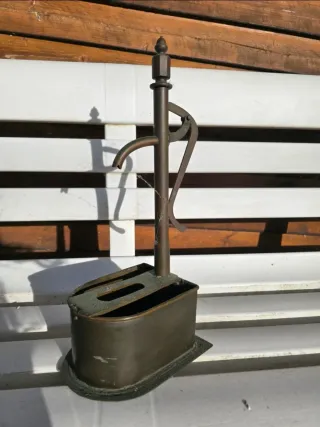 Piccola Pompa Vintage Bronzo