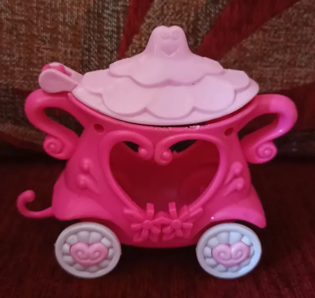 ACCESORIOS DE MUÑECAS