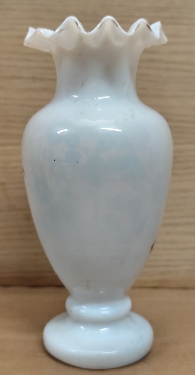 Jarrón Opalina Antiguo Decorado a Mano