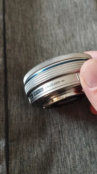 Objetivo Olympus M.Zuiko Digital 14-42mm AVERIADO