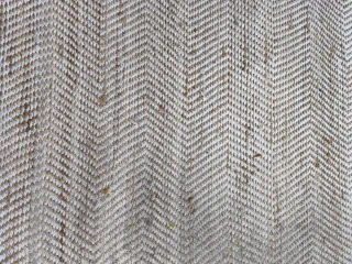 Alfombra de yute beige y blanco